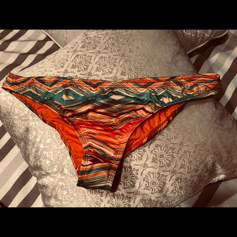 🌊O’Neill Bikini Bottom NWOT